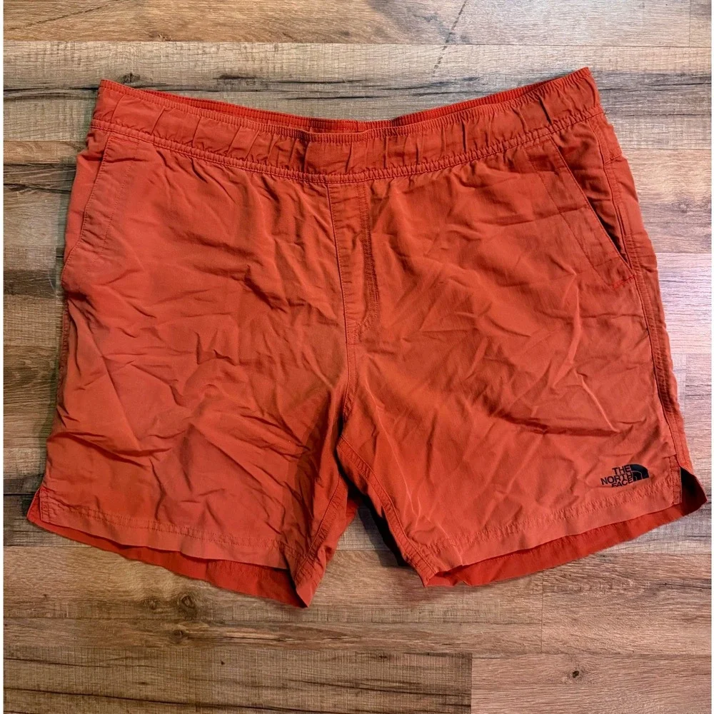 The North Face FlashDry Shorts Orange Men Large Hiking Gorpcore Activewear
